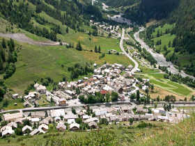 Appartement - Abri�s - Dans station de ski en plein d�veloppement